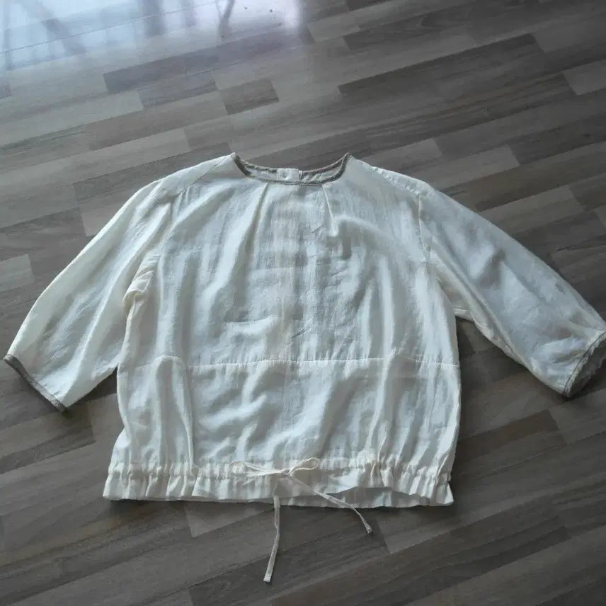 [BUNJANG] Luxury Blouse Size 77 / 럭셔리 블라우스/77사이즈/새제품수준