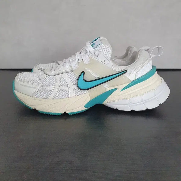 [BUNJANG] Nike V2K Run White Dusty Cactus Coconut Milk Sneakers (US 5) / 나이키 V2K 런 화이트 더스티 칵투스 코코넛 밀크 (230)