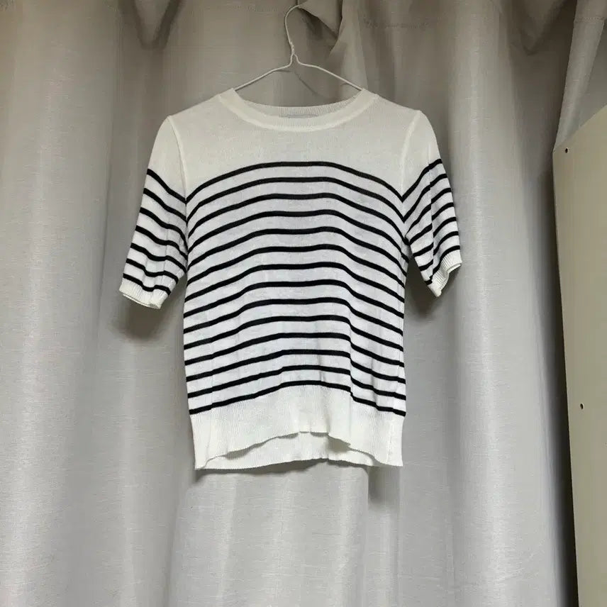 [BUNJANG] Striped Short Sleeve Knit / 스트라이프 반팔 니트