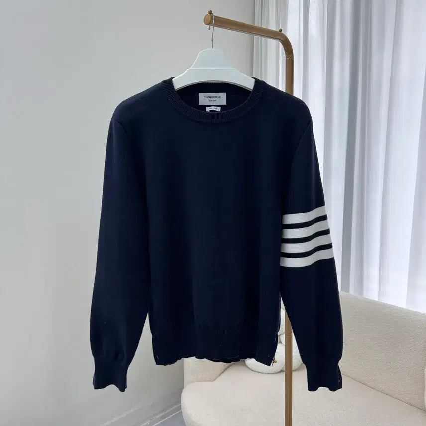 [BUNJANG] Thom Browne Milano Stitch Gold Button Knit / (당일출고) 톰브라운 밀라노 스티치 금장니트