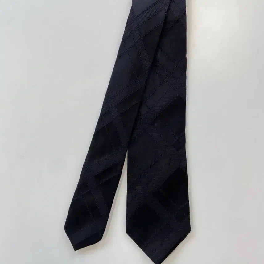 [BUNJANG] Paul Smith Black Silk Necktie 6.6cm / Paul Smith(폴스미스) 명품 정품 블랙넥타이 6.6cm