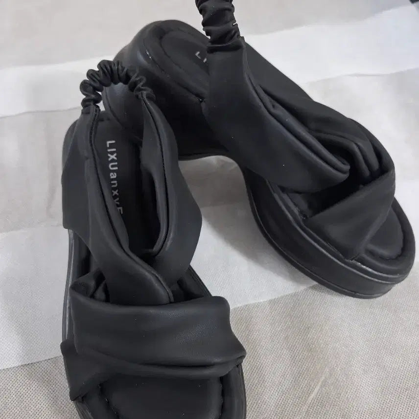 [BUNJANG] Platform Wedge Sandals with Elastic Band / 통굽 키높이 밴딩샌들
