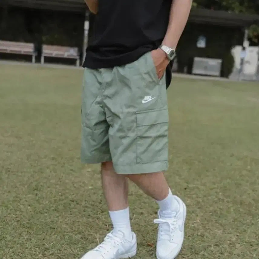 [BUNJANG] Nike Club Woven Cargo Shorts (Unisex) / 나이키 클럽 우븐 카고 숏팬츠 새상품 (남녀공용)