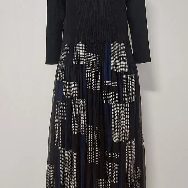 [BUNJANG] 7-Length Sleeve Long Dress / 칠부  롱 원피스 ( ( 66 ~~ 77 ))