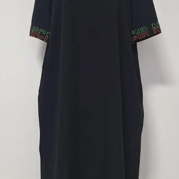 [BUNJANG] Four-Way Stretch Flare Dress with Side Slits / 사방스판  얇은바스락(  77~~ 88)