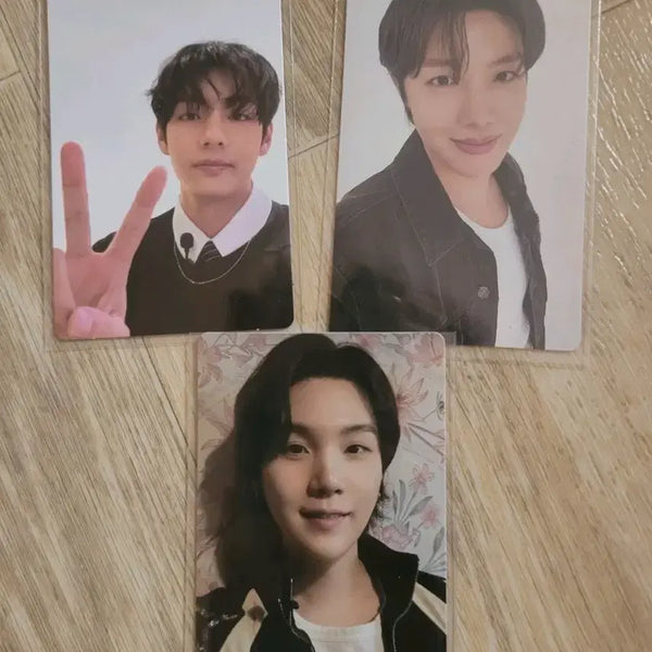 [BUNJANG] BTS Arirang Pre-order Benefit V & SUGA Photocard Set / 방탄 아리랑예판특전 태형윤기