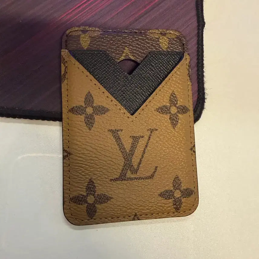 [BUNJANG] Louis Vuitton Monogram Macaron Card Holder / 루이비통 맥세이프 카드지갑 모노그램