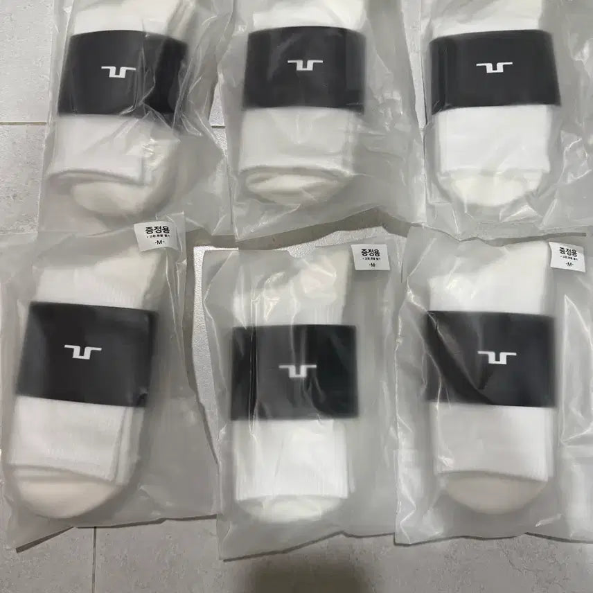 [BUNJANG] J. Lindeberg Golf Long Socks (6-Pair Bundle) / 제이린드버그 골프 장목 양말 6개