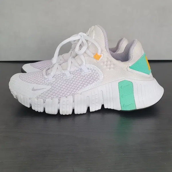 [BUNJANG] Nike Free Metcon 4 White Green Glow Women's Training Shoes / 나이키 프리 메트콘 4 화이트 그린 글로우 (235)