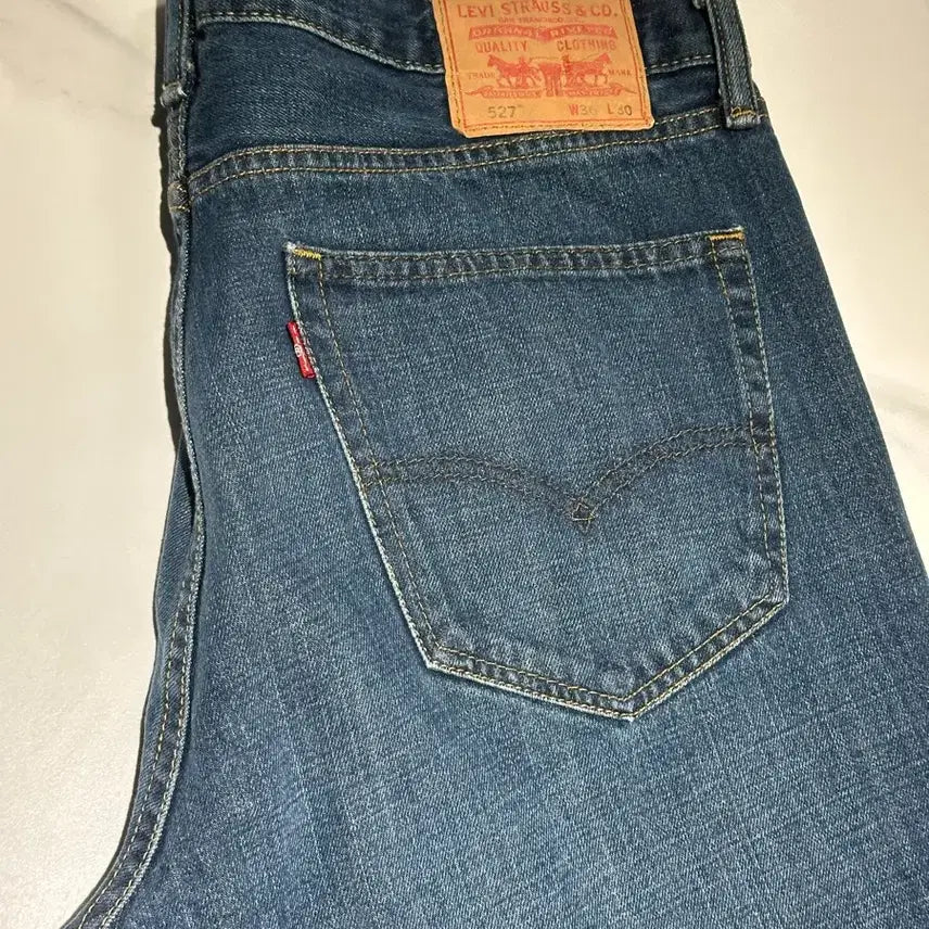 [BUNJANG] Levi's 527 Bootcut Denim Jeans W36 L30 / 리바이스 527 부츠컷 데님 청바지 W36 L30