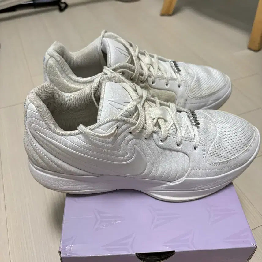 [BUNJANG] Nike Zamorate 2 White US 9.5 / 나이키자모란트2화이트275