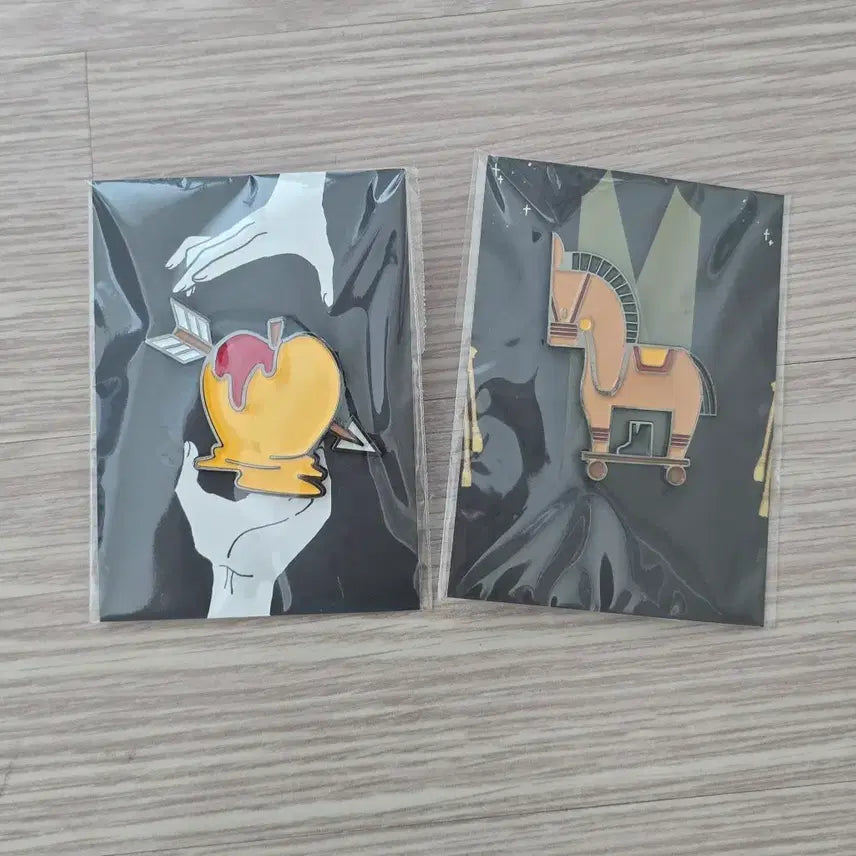 [BUNJANG] Bundle Set Sealed Pixelberry Trojan Horse Metal Badge (Pixel Berry, Jamttal, Suhyeon, Ladder, Deokgae, Dinosaur, Gakbyeol) / 일괄) 미개봉 블라인드 황금 사과 트로이 목마 금속 뱃지 픽셀리 잠뜰 수현 라더 덕개 공룡 각별