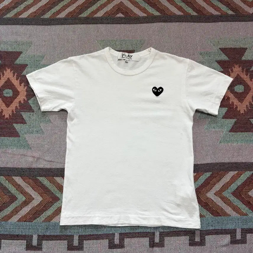 [BUNJANG] Comme des Garçons Black Wappen T-Shirt White / XS) 꼼데가르송 블랙 와펜 반팔 티셔츠 화이트