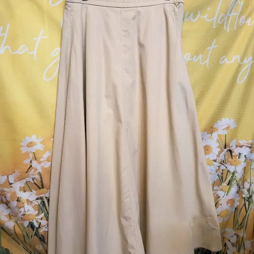 [BUNJANG] She's Miss 2025 Beige Long Skirt / 26S]      쉬즈미스 2025 베이지색 롱 스커트