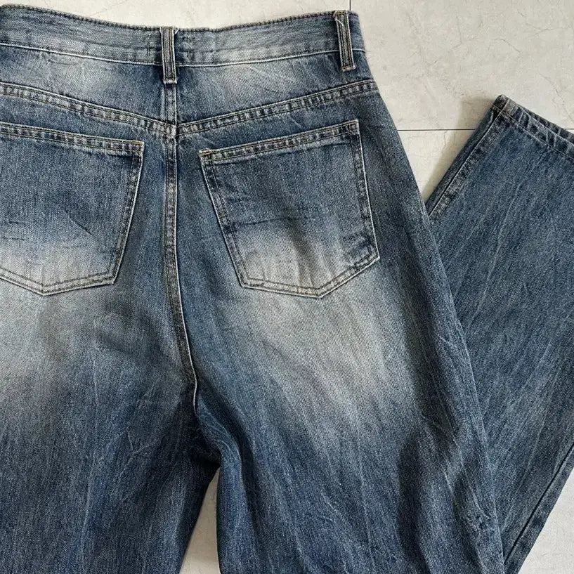 [BUNJANG] Washed Denim Jeans / 워싱 데님 청바지