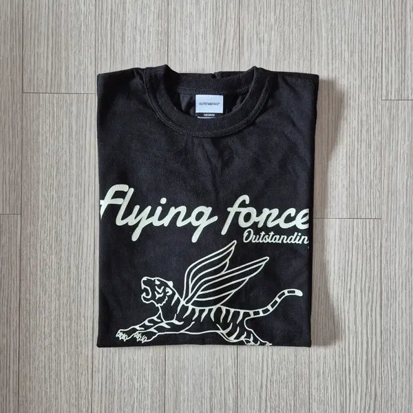 [BUNJANG] Outstanding 10th Anniversary T-Shirt (Black, Size M) / 아웃스탠딩 10주년 기념 반팔 M