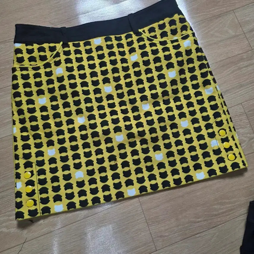 [BUNJANG] Lynche Golf Collection Size 64 Golf Skirt / 린치 골프 컬렉션 64 사이즈 골프웨어 스커트