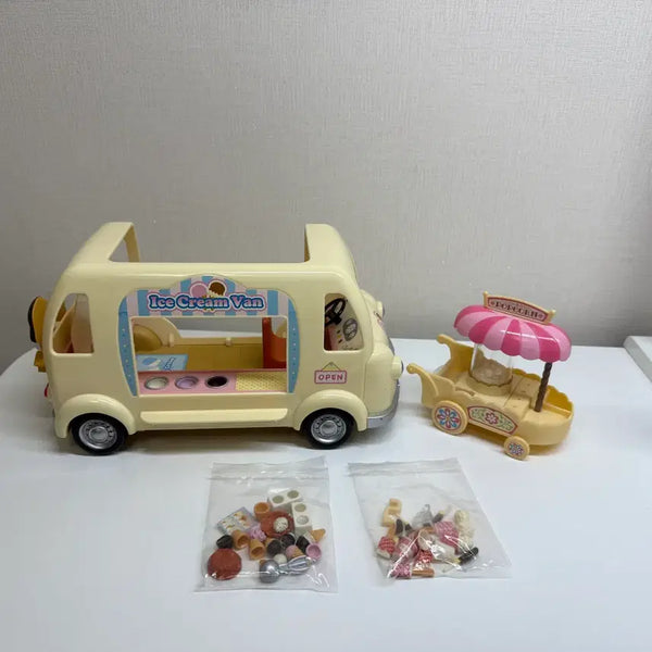 [BUNJANG] Sylvanian Families Ice Cream Van & Popcorn Cart Bundle Set / 실바니안 패밀리 아이스크림 밴 & 팝콘 카트 일괄