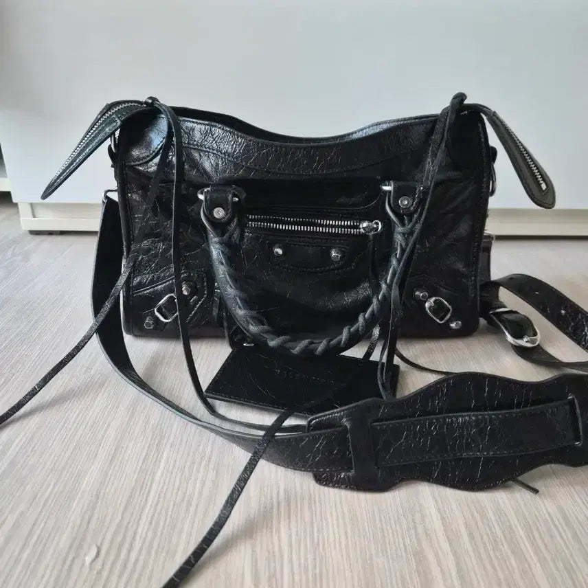 [BUNJANG] KATA LYSET Small Black Bag / 카타 르시티 스몰