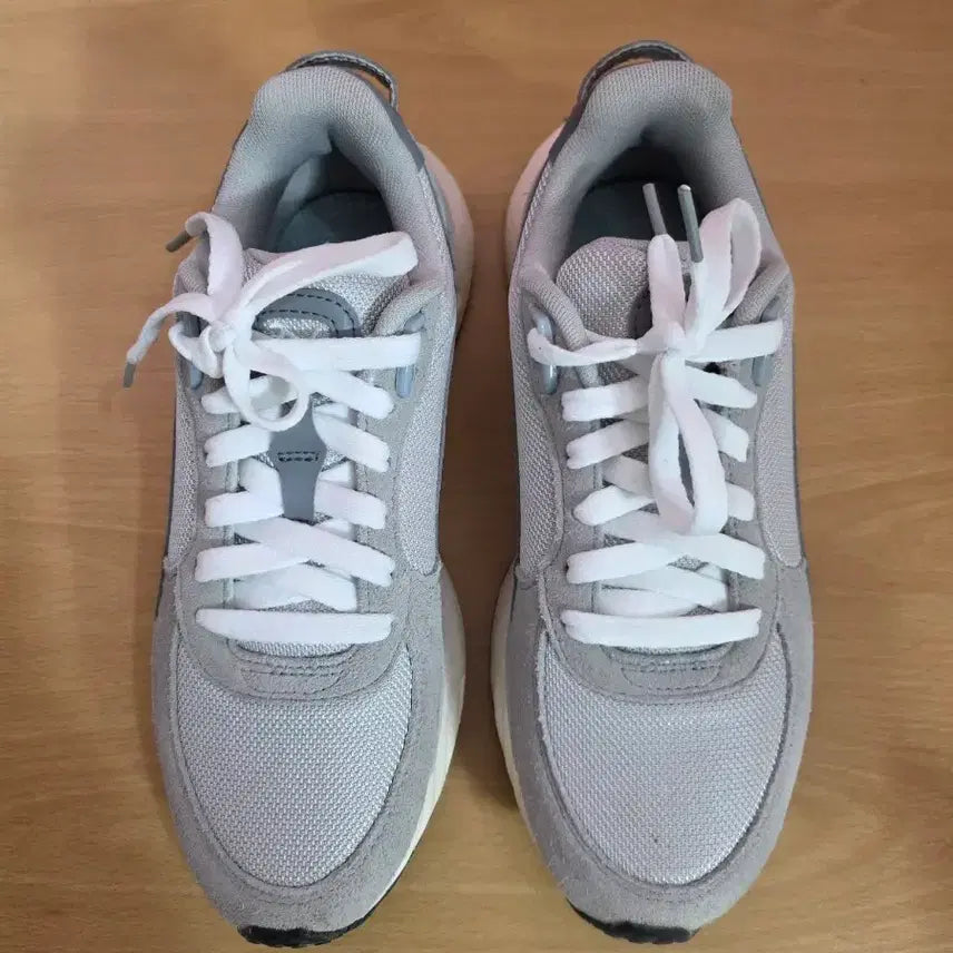 [BUNJANG] Puma Grey Suede Sneakers Size 245 (Fits 250-255) / 푸마 그레이 스웨이드 운동화  사이즈 245 크게나옴 상태아주좋아요