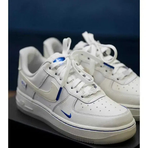 [BUNJANG] Nike Air Force 1 '07 LX Game Royal Sneakers / 나이키 에어포스 1 '07 Lx 게임 로얄 세일260mm