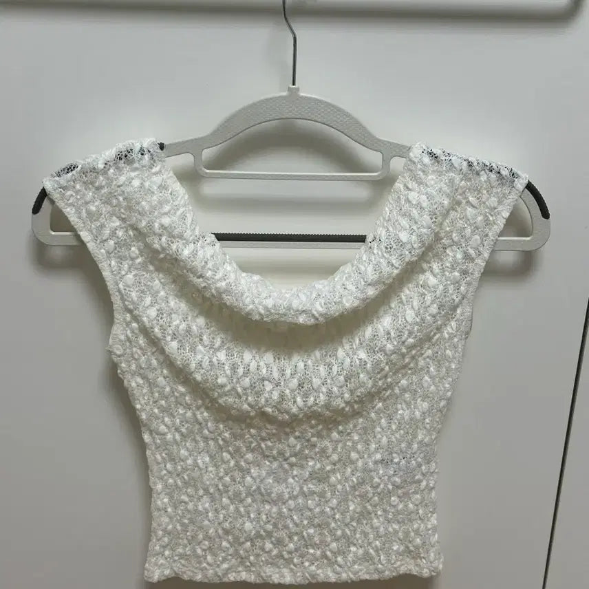 [BUNJANG] ZARA Lace Boat Neck Top / 자라 ZARA 레이스 보트넥 탑:)