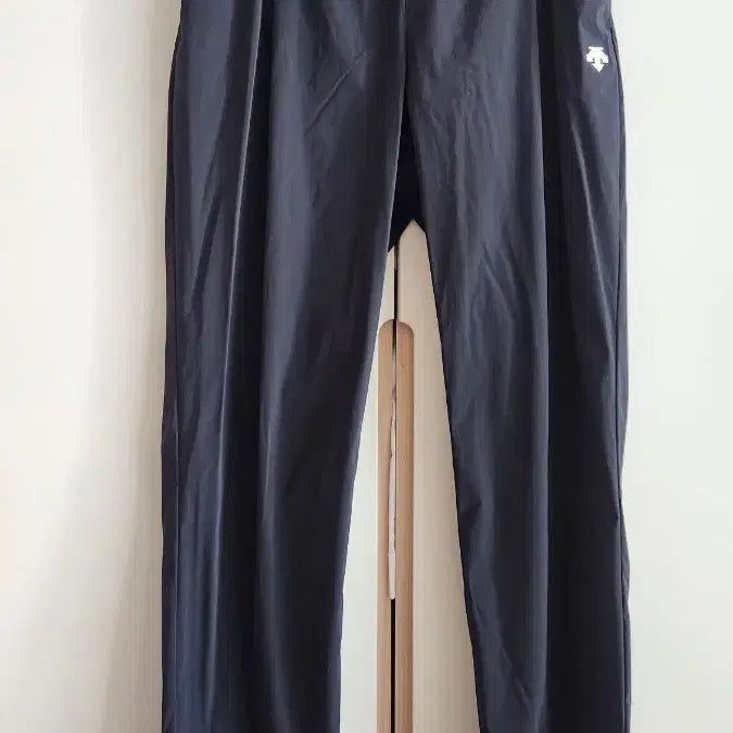 [BUNJANG] Descente Women's Navy Training Pants S / 2023데상트 트레이닝 바지 네이비S