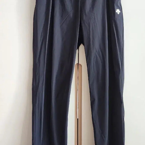 [BUNJANG] Descente Women's Navy Training Pants S / 2023데상트 트레이닝 바지 네이비S
