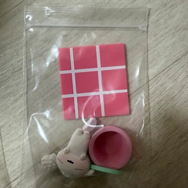 [BUNJANG] Crayon Shin-chan Shiro Bath Figure / 짱구 흰둥이 목욕 피규어