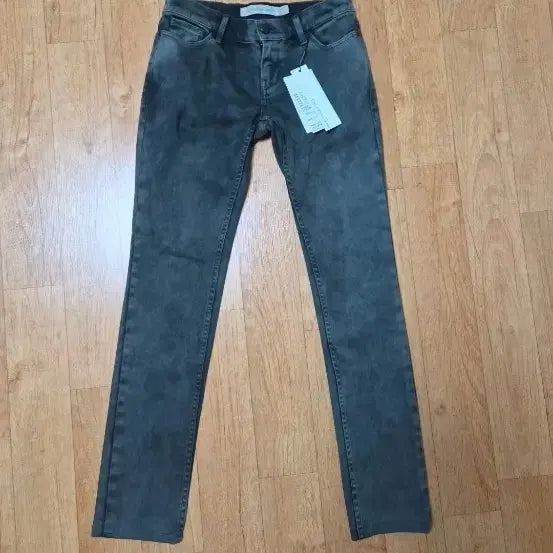 [BUNJANG] Calvin Klein Jeans Women's Slim Fit Stretch Denim Jeans - Size 28 / (매장판/새옷)캘빈클라인진 여성 슬림핏 스판 청바지, 실제28인치