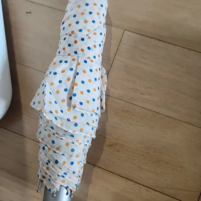 [BUNJANG] Polka Dot Folding Umbrella (Ivory/Blue/Orange) / 땡땡이 우산 (아이보리/블루/오렌지)입니다