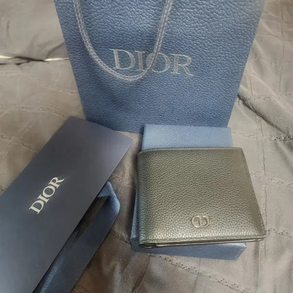 [BUNJANG] Dior CD Icon Wallet / 디올 cd 아이콘지갑