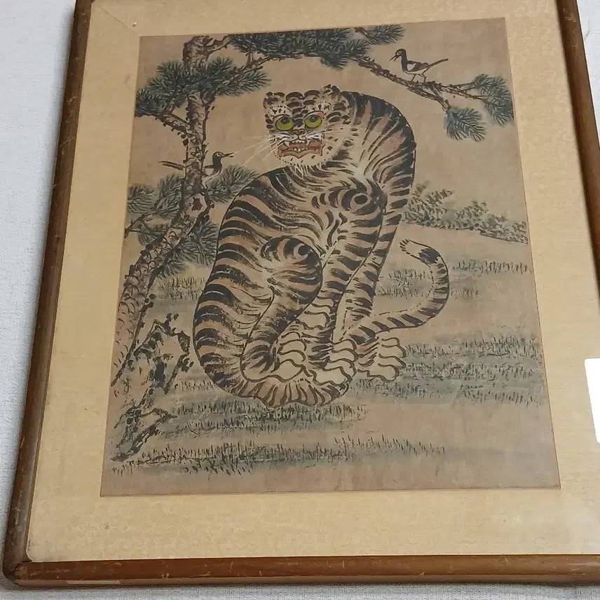 [BUNJANG] Korean Folk Painting: Magpie and Tiger / 오래된민화까치호랑이