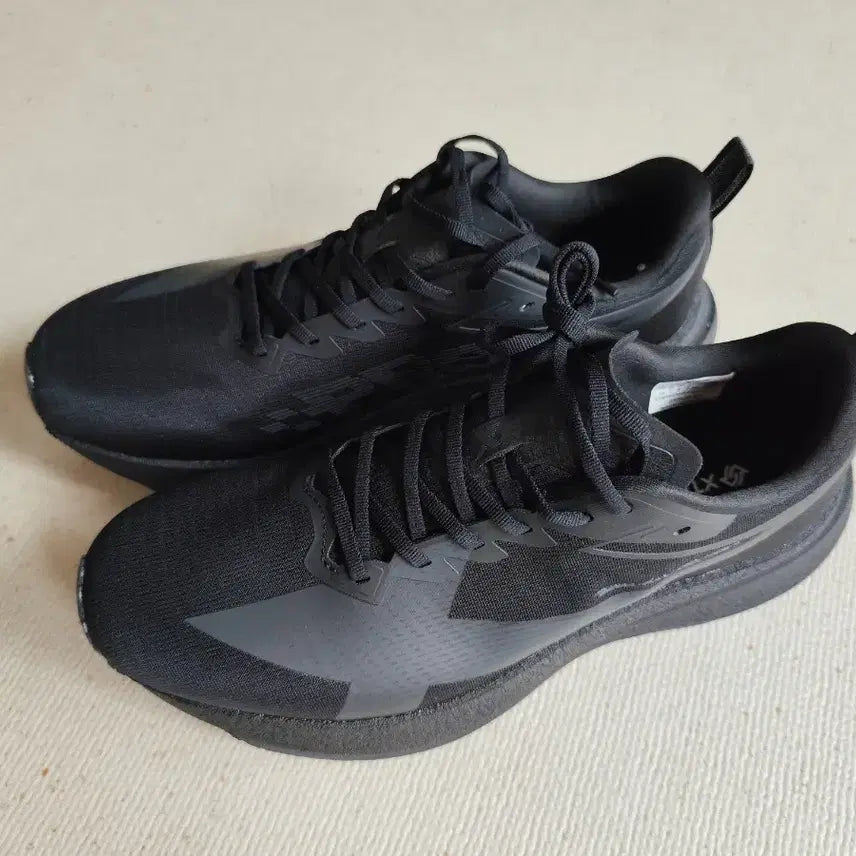 [BUNJANG] Xtep 2000km 5.0 Pro Running Shoes (Black, US 10) / Xtep 2000km 5.0 pro 러닝화 280