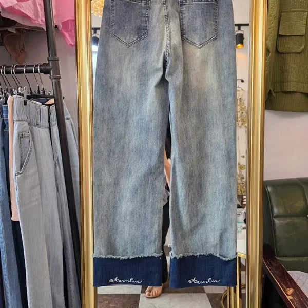 [BUNJANG] Embroidered Roll-Up Denim Jeans / 세일 자수롤업 데님청바지