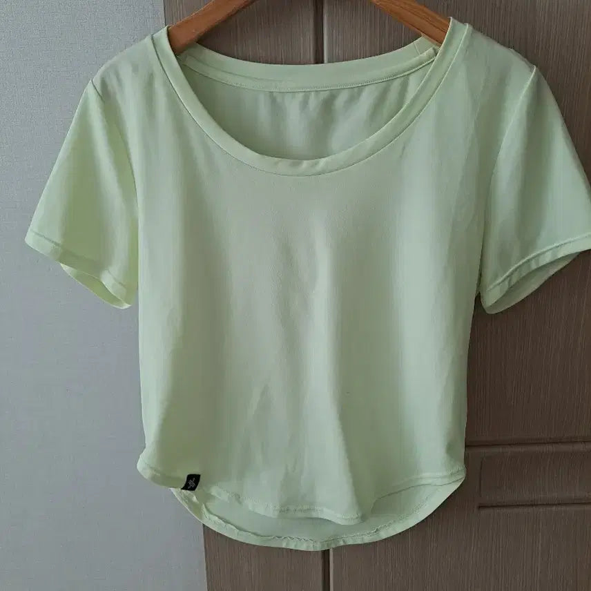 [BUNJANG] Xexymix Cropped T-Shirt / 젝시믹스 크롭티