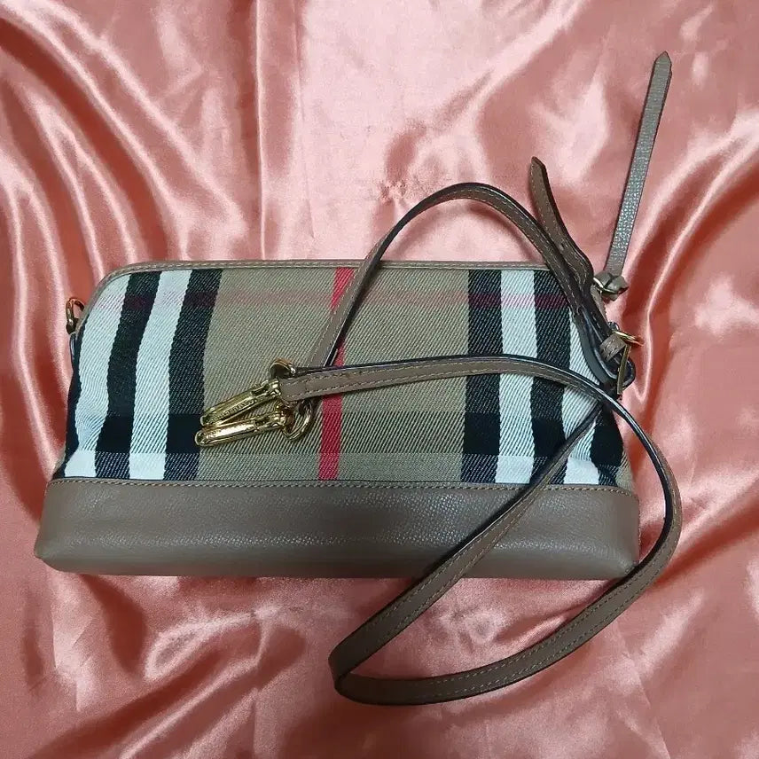 [BUNJANG] Burberry Check Cross Shirt Set / 버버리 체크 크로스 셔츠 셋트