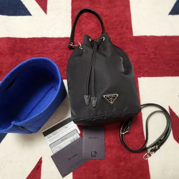 [BUNJANG] Prada Re-Nylon Drawstring Bucket Bag Pouch 1NA369 / 프라다 리나일론 복조리 버킷백 파우치 1NA369