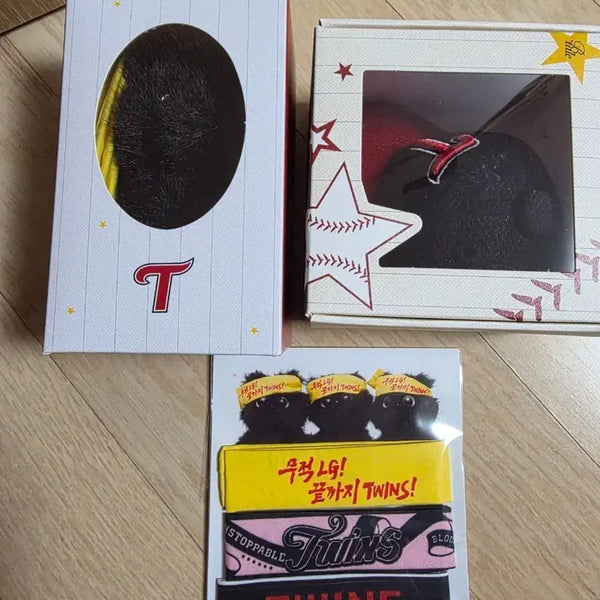 [BUNJANG] LG Twins Bloomingtail Nero Keyring & Cap Keyring & Muffler Set / 엘지트윈스 블루밍테일 네로키링 모자키링 머플러세트