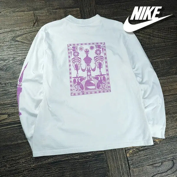 [BUNJANG] Nike Graphic Printing Loose Fit Long Sleeve T-Shirt White / 나이키 그래픽 프린팅 루즈핏 롱슬리브 긴팔티 화이트 M21848