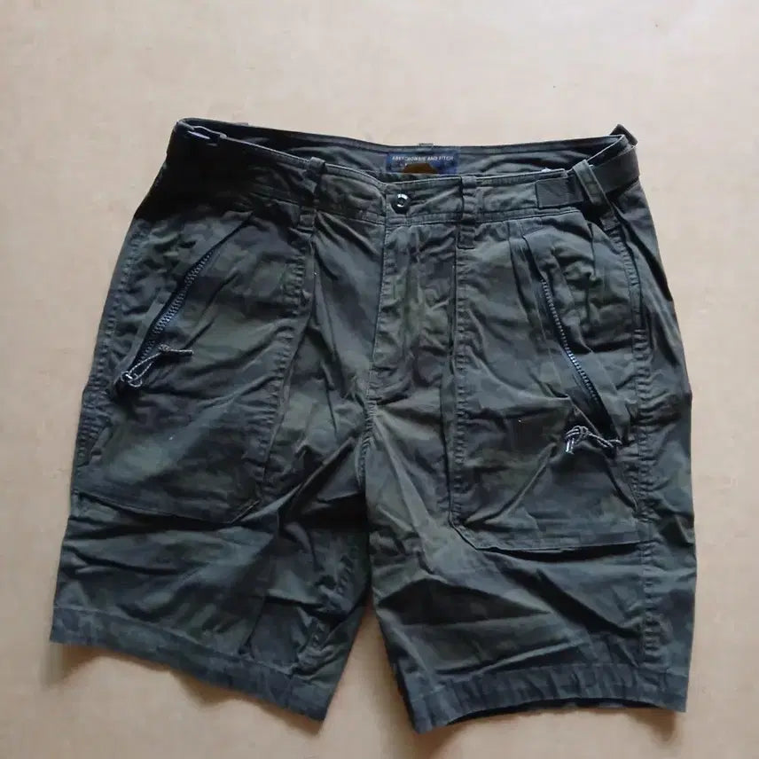 [BUNJANG] Abercrombie Military Shorts / 아베크롬비 밀리터리 반바지