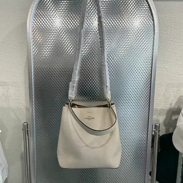 [BUNJANG] COACH Pebble Leather Hobo Shoulder Bag Ivory / COACH 코치 페블레더 호보 숄더백 아이보리