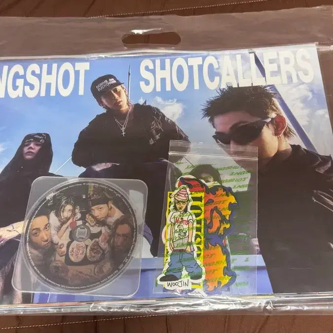 [BUNJANG] Longshot Magazine Album (Photocard Excluded) / 롱샷 매거진 앨범 양도(포카x)