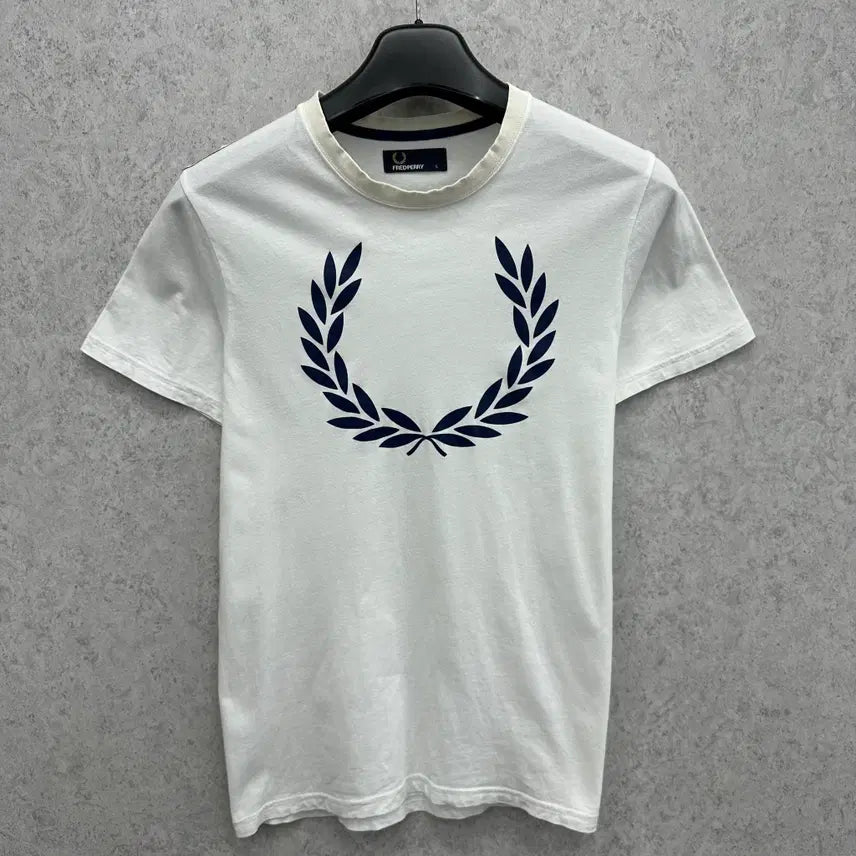 [BUNJANG] Fred Perry Big Logo T-Shirt (Size S) / 90 프레드페리 빅로고 여자 반팔 티셔츠