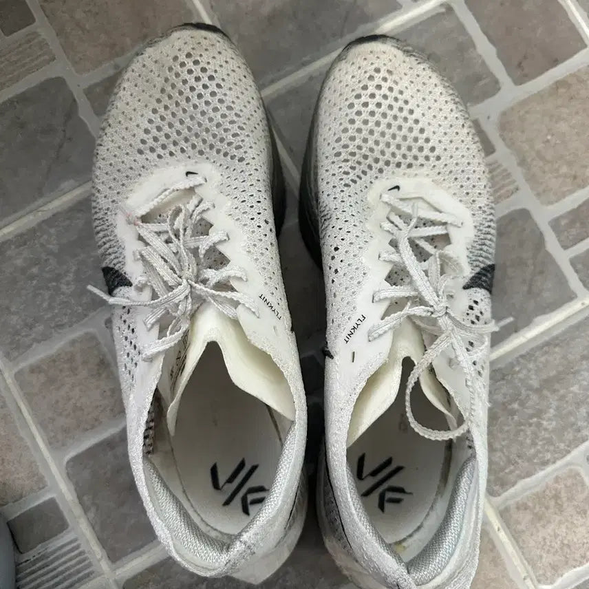 [BUNJANG] Nike ZoomX Vaporfly NEXT% 3 Running Shoes (255mm) / 나이키 줌X 베이퍼플라이 넥스트% 3 255
