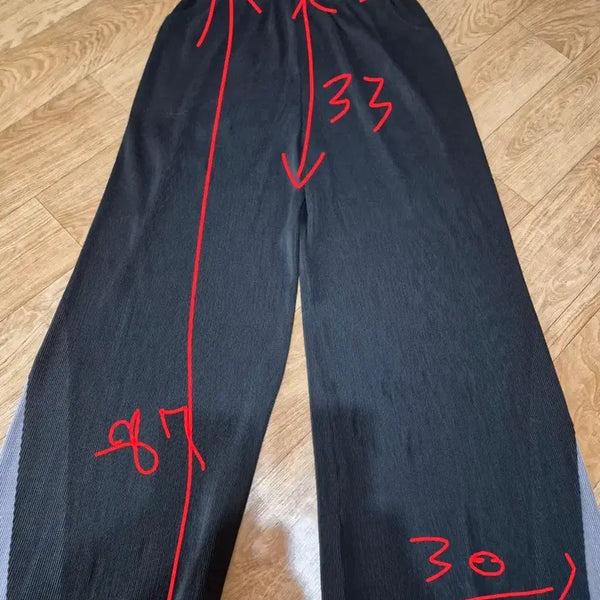 [BUNJANG] Pleated Colorblock Split Wide Pants (Black) / 플리츠 배색 트임 와이드 팬츠 (블랙)