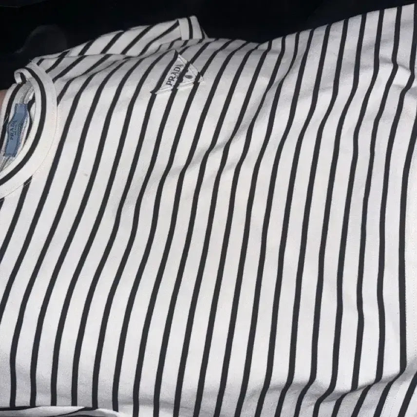 [BUNJANG] Prada T-Shirt / 프라다 티셔츠