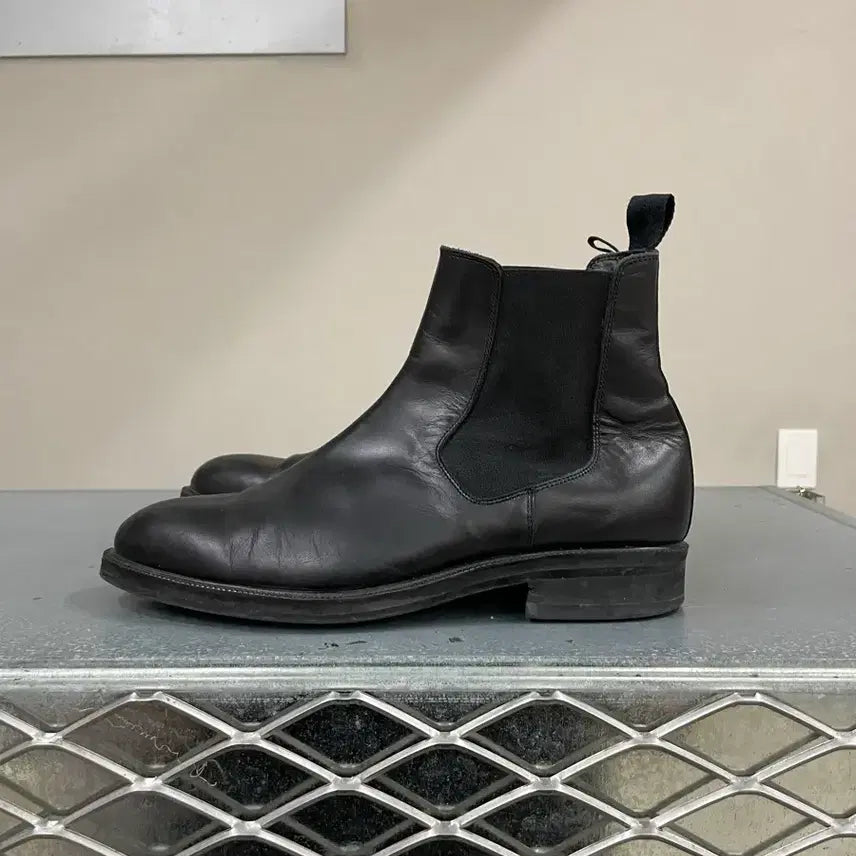 [BUNJANG] Josette Chelsea Boots Size 260 / 조셉트 첼시부츠 260