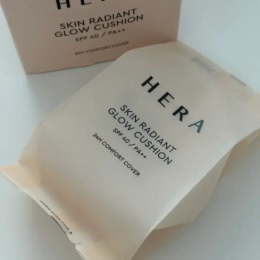[BUNJANG] Hera Skin Radiant Glow Cushion (Main + 2 Refills) / (본품+리필2)헤라 스킨 래디언트 글로우 쿠션 새상품