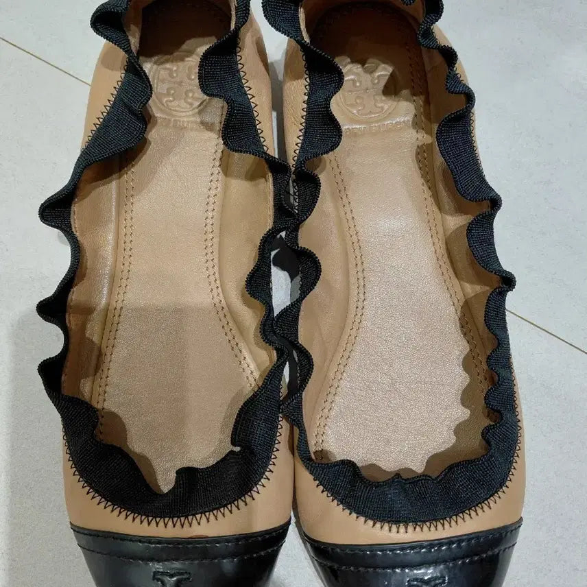 [BUNJANG] Tory Burch Flat Shoes Size 7M / 토리버치 플랫 7M